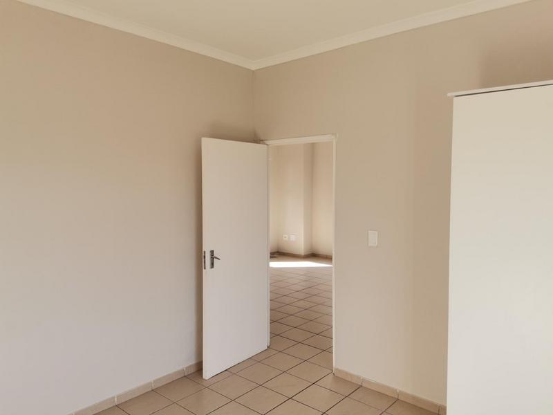 To Let 2 Bedroom Property for Rent in Parklands Western Cape